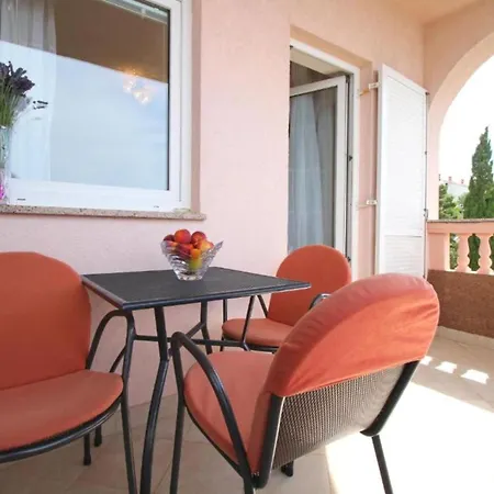 Butkovi - Apartmetn A4 *